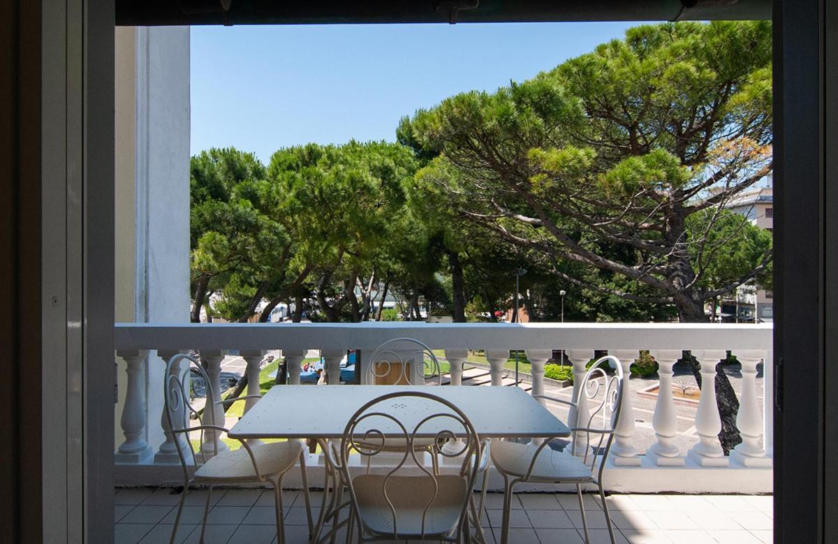 Residence Villa Marina Градо Екстериор снимка