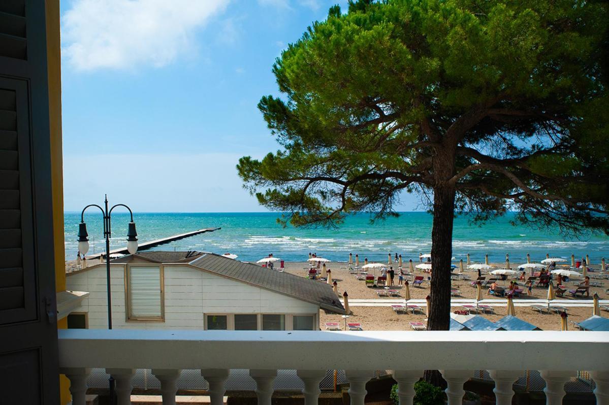 Residence Villa Marina Градо Екстериор снимка