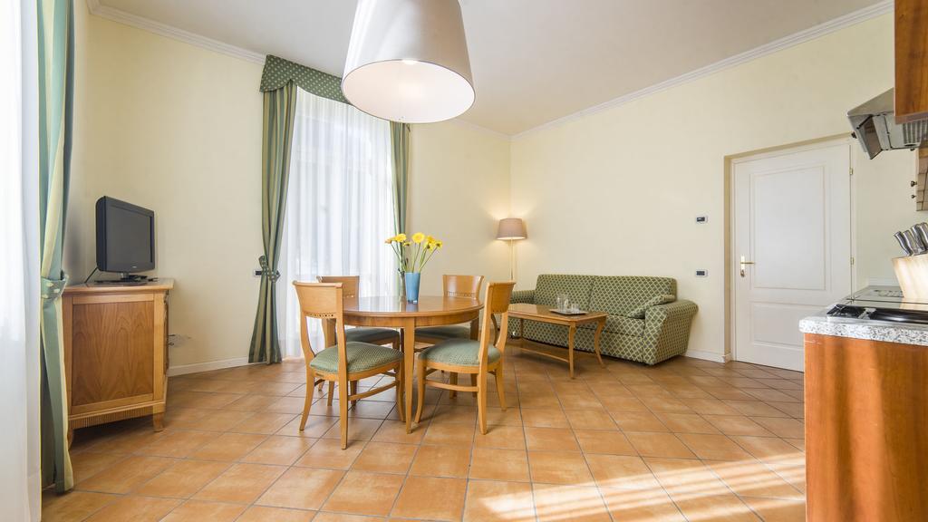 Residence Villa Marina Градо Екстериор снимка